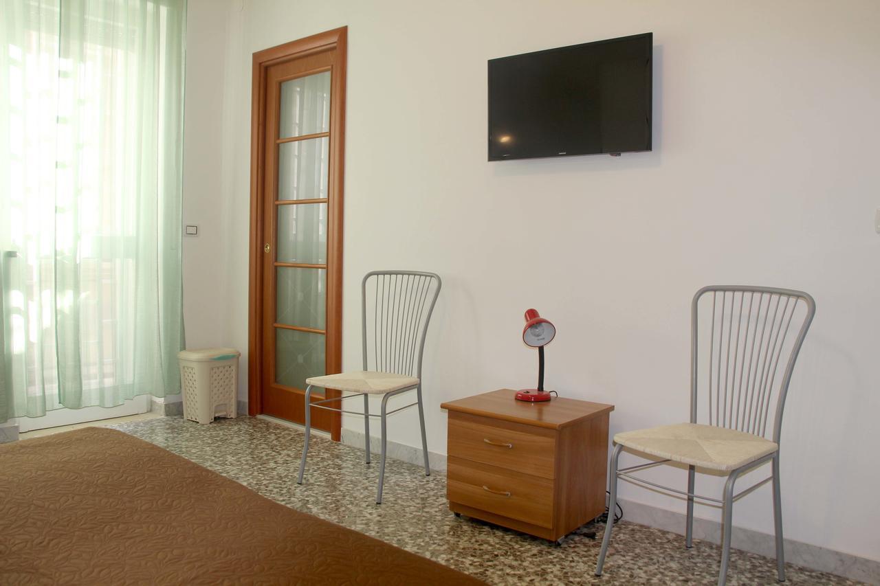 바리 I Due Baroni - Fronte Campus B&B 외부 사진